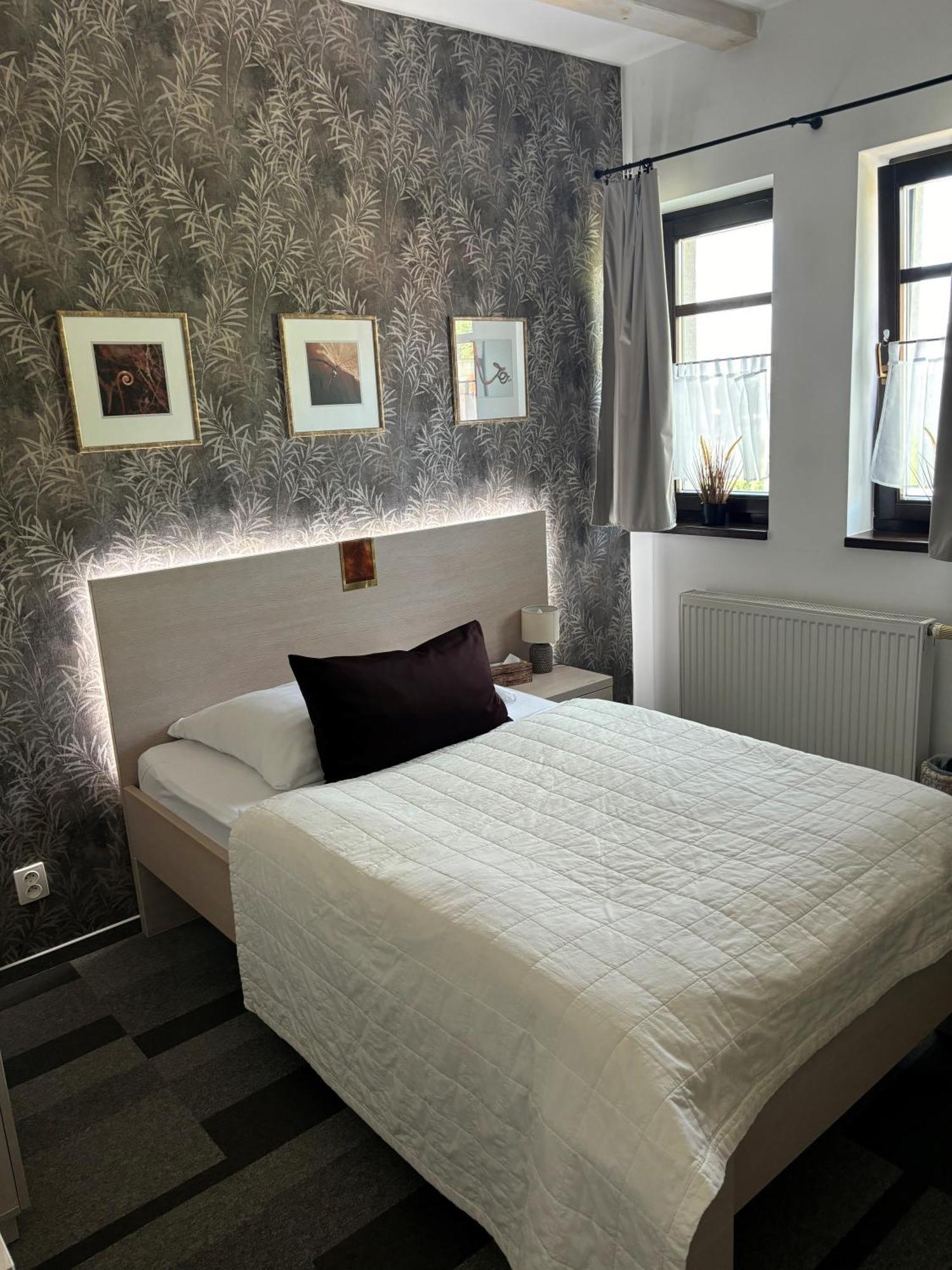 Hotel Slameny Dom & Spa Malá Ida エクステリア 写真