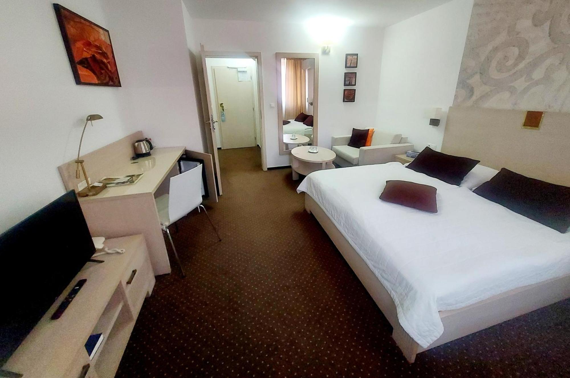 Hotel Slameny Dom & Spa Malá Ida 部屋 写真