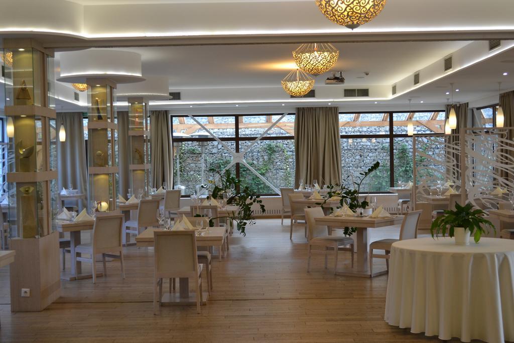 Hotel Slameny Dom & Spa Malá Ida エクステリア 写真